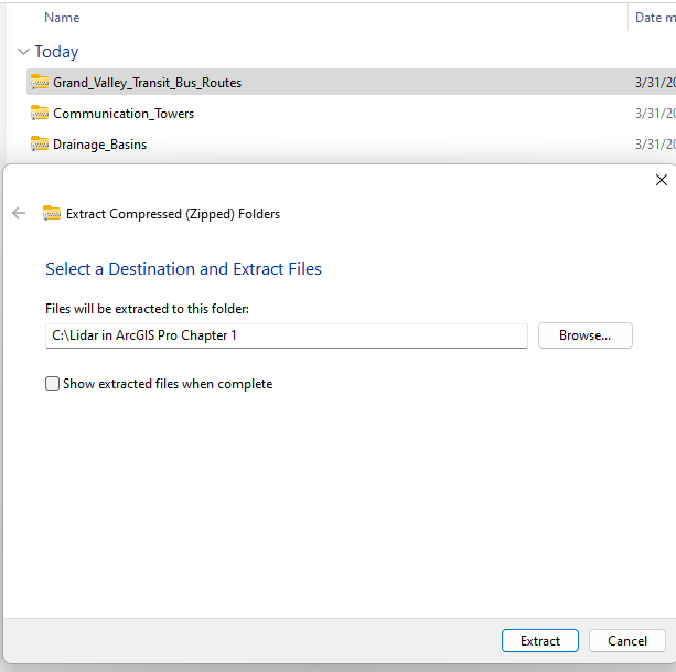 Figure 3.6. Extracting compressed files